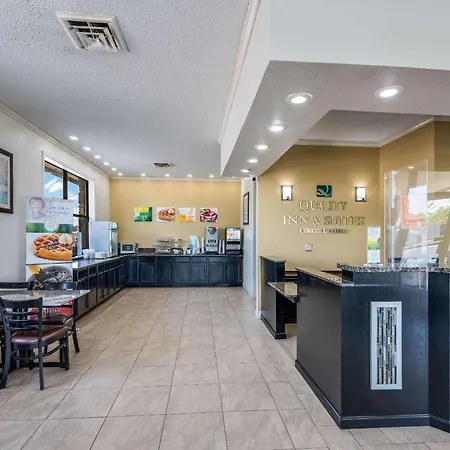 Quality Inn & Suites Hot Springs-Lake Hamilton-3