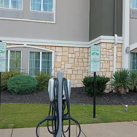La Quinta Inn & Suites By Wyndham Little Rock - Bryant-3