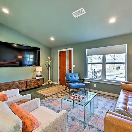 Modern Bentonville Home: Mountain Biker'S Paradise-3