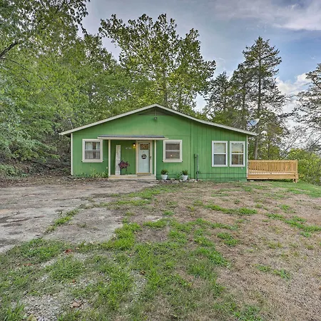 Private Eureka Springs Retreat W/ Hot Tub!-2