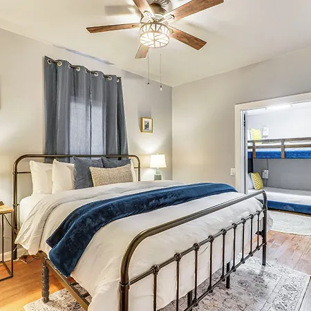 Cozy Eureka Springs Cottage, Walk To Dtwn!-2