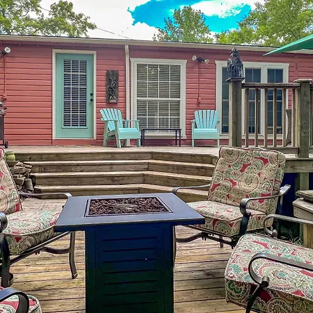 Eclectic 'Osage Cottage' In Historic District-3