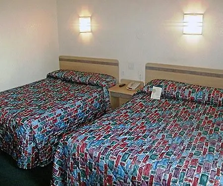 Motel 6 Van Buren-3