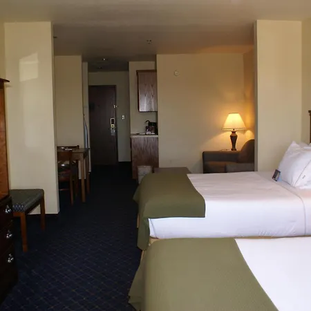 Holiday Inn Express Hotels & Suites Mountain Home By Ihg-3