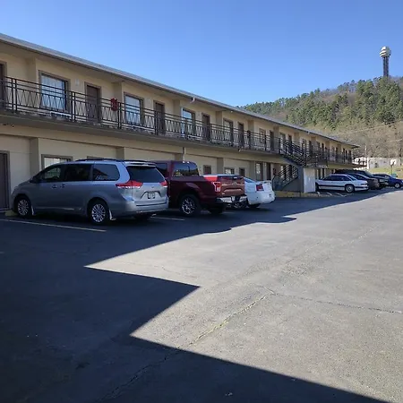 Economy Inn Hot Springs-2