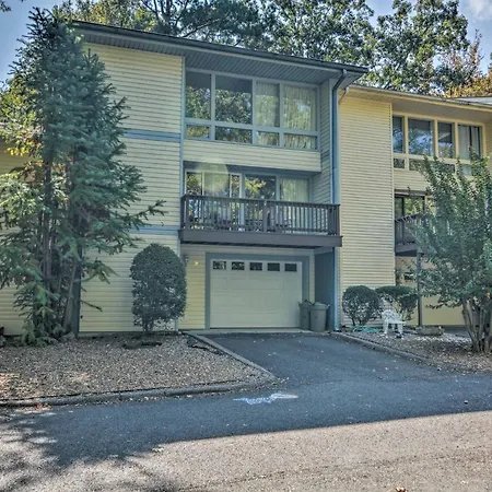 Lakefront Townhome W/ View In Hot Springs Village!-2