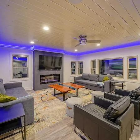Lakefront Smart Home With Luxe Multi-Level Deck!-3
