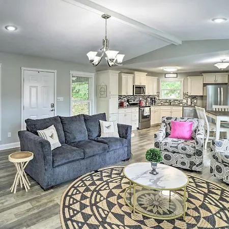 Ivy Cove Waterfront Hot Springs Home With Dock!-3